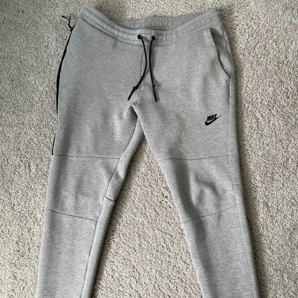 Men's Grey Nike Tech Fleece Joggers, Running Pants, Size: Medium
